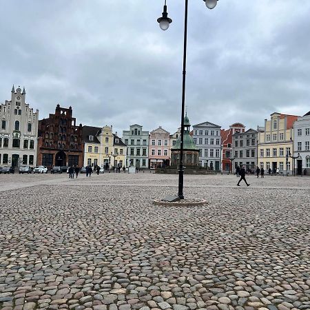 Smultron Apartment Altstadt Wismar Luaran gambar